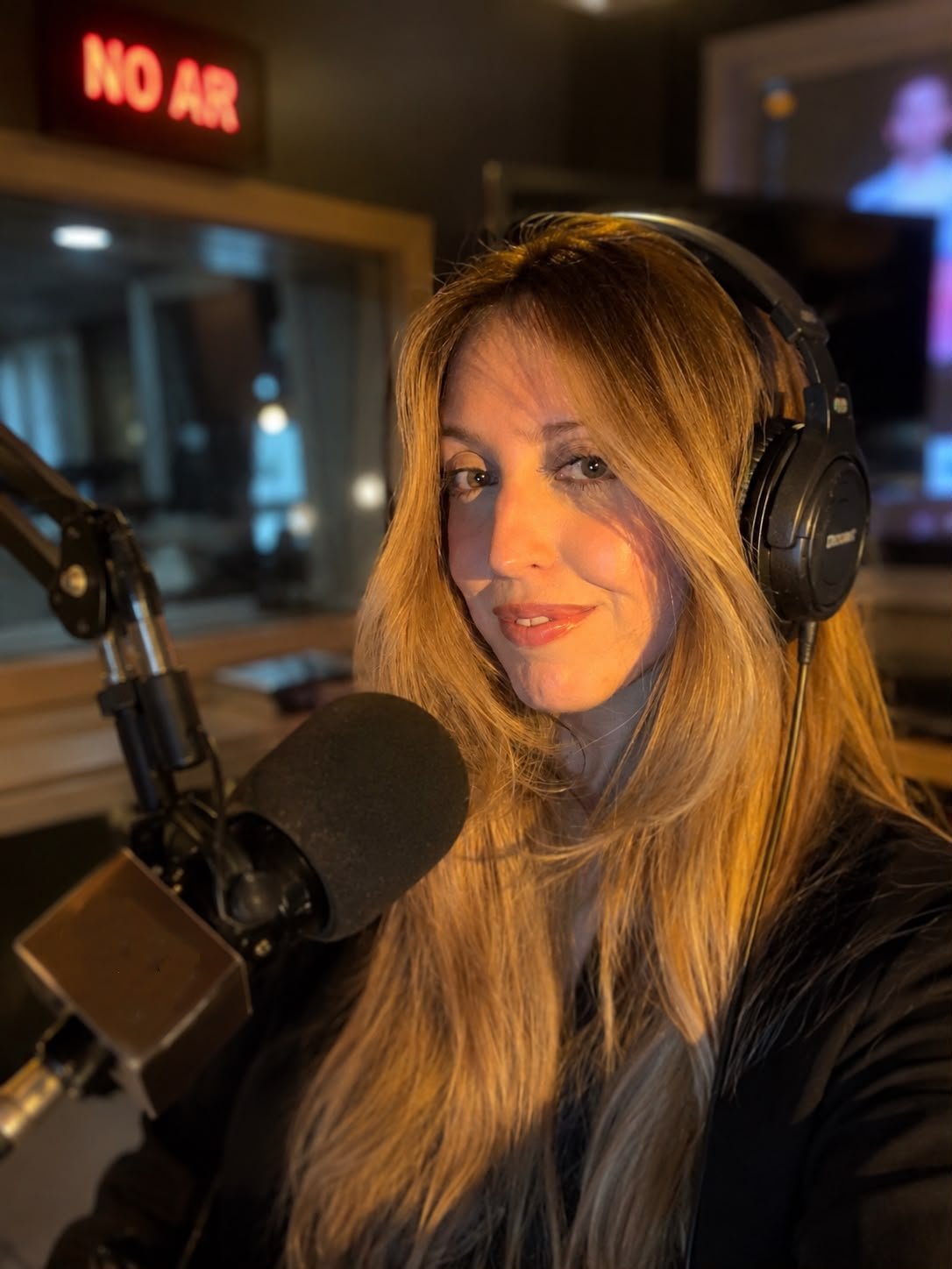 Luana Oliveira - Comunicadora da Masther Rock
